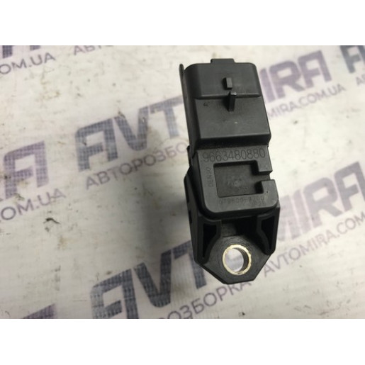 Датчик тиску повітря впускний колектор Ford Focus 3 9663480880